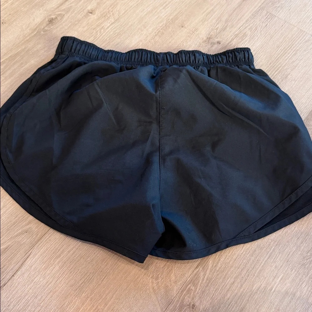 Nike Women's Black Athletic Shorts - Picture 3 of 3